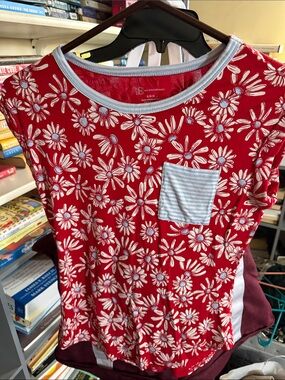 No Boundaries Red Floral Pocket Tee with Light Blue Trim